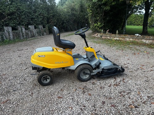Stiga combi villa ride on - 95,