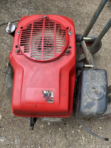 Honda 11hp ride mower - honda, on