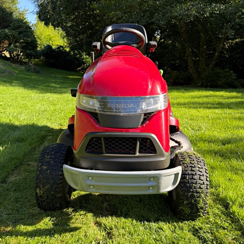 Honda hf2625 petrol - petrol, ride-on